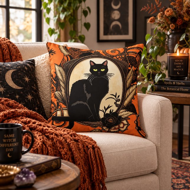 Coussin Conception d'art folklorique gothique Halloween de (Créateur téléchargé)