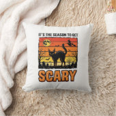 Coussin Conception de chemise de sorcière de chat effrayan (Couverture)