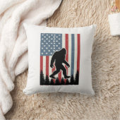 Coussin Conception de chemise vectorielle vintage Bigfoot (Couverture)
