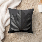 Coussin Conception de feuille en gras noir (Couverture)