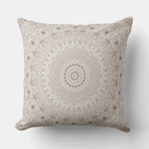 Coussin Conception de motif mandala beige et taupe
