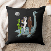 Coussin Conspiration Bigfoot Loch Ness Monster Water Ski (Couverture)