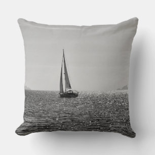 Coussin Cool photo moderne bateau à voile en été