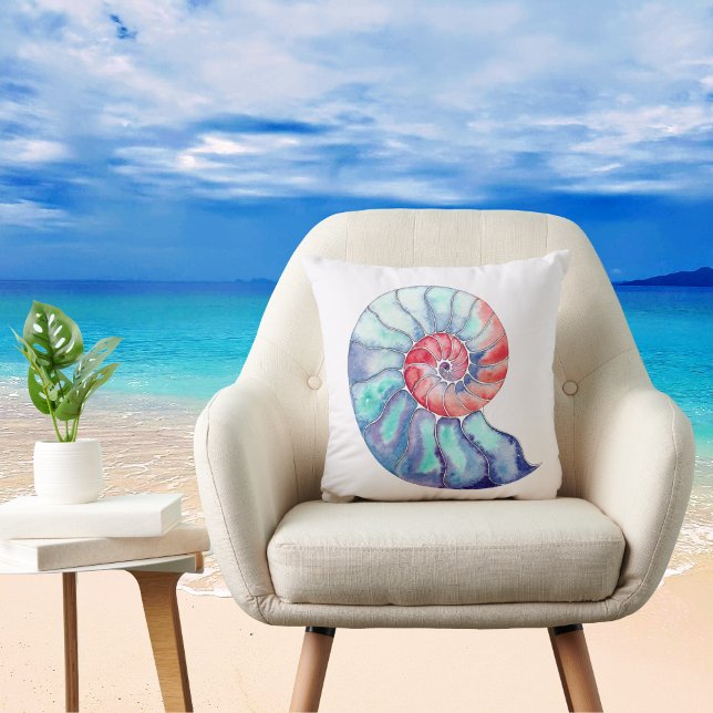 Coussin Coquille de Nautilus en bleu corail et gris sur bl (Créateur téléchargé)