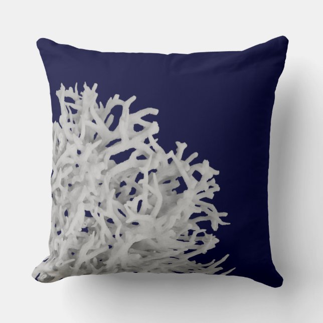 Coussin Corail tropical de la mer blanche sur la plage ble (Recto)