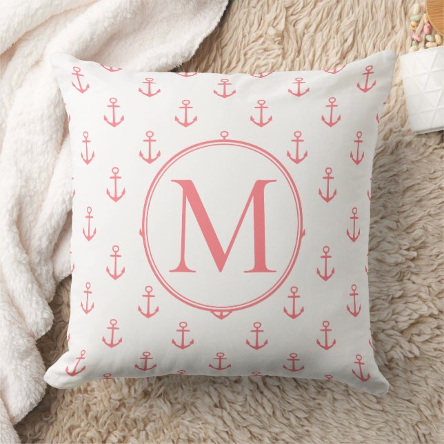 Coussin Coral Ancres roses sur Monogramme blanc (Couverture)