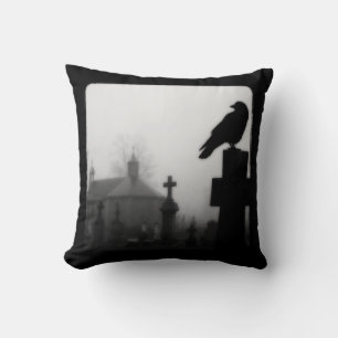 Coussin Corneille Sombre En Noir Et Blanc
