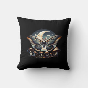 Coussin Cottagecore Whimsigoth Moth Champignons au clair d