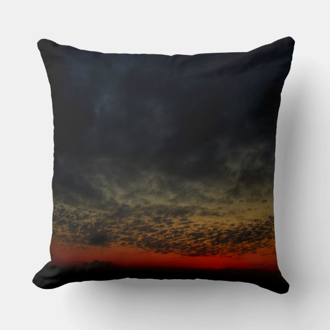 Coussin Coucher de soleil avant la tempête (Recto)