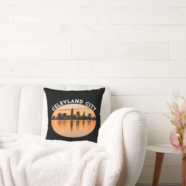 Coussin Coucher de soleil de Cleveland ville forme de foot (Canapé)