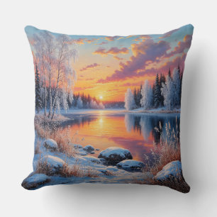 Coussin Coucher de soleil d'hiver serein sur une forêt de