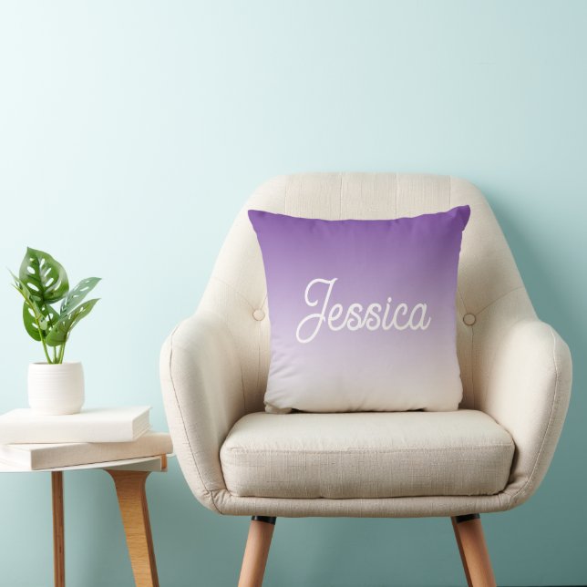 Coussin Couleur ombrée violette (modifiable) et votre text (Chaise)