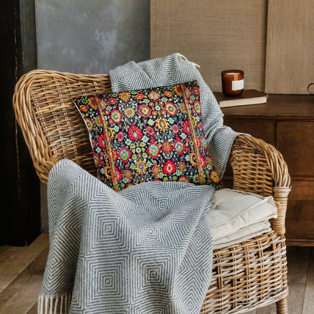 Coussin Couleur Oriental Revêtu de tapis (Créateur téléchargé)