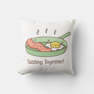 Coussin Couple d'Oeufs et de Bacon mûr
