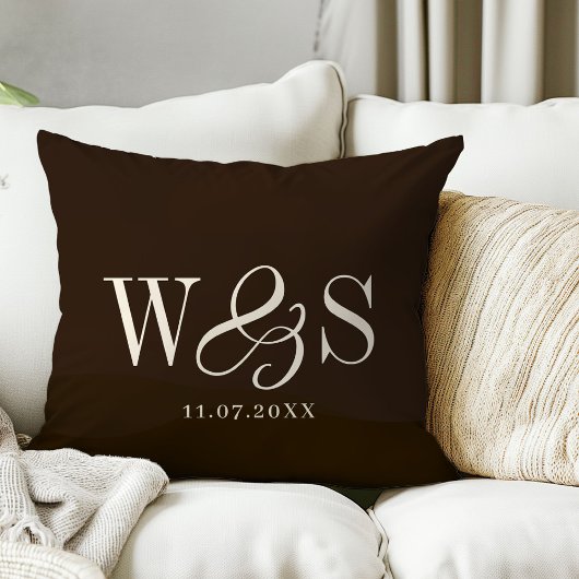 Coussin Couples de mariage initial brun élégant de ferme