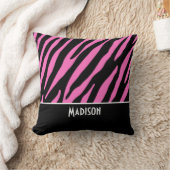 Coussin Coupures de zèbres roses et noires (Couverture)