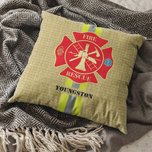 Coussin Courageux Firefighter Maltese Cross Design