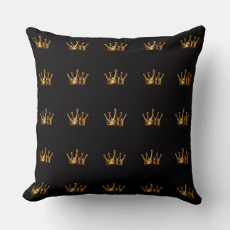 Coussin Couronne dorée 3D élégante sur fond noir