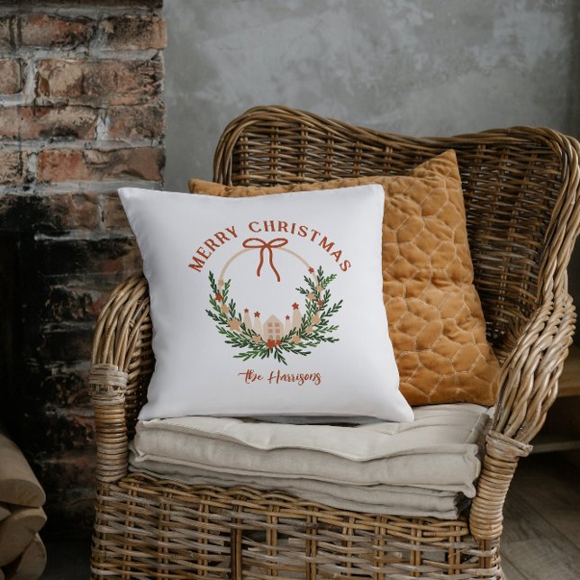 Coussin Couronne scandinave Joyeux Noël Personnalisé  (Seasonal Merry Christmas Personalized Throw Pillow)