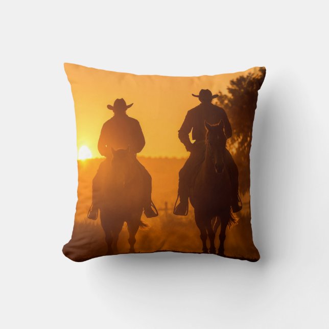 Coussin Cow-boy et couché de soleil Jetez l'oreiller (Recto)