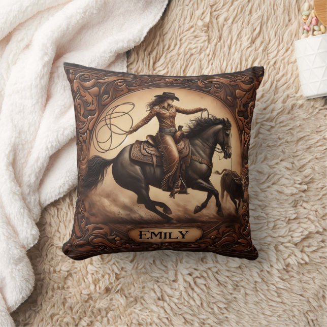 Coussin Cowgirl Roping au Rodeo Event in Motion (Couverture)