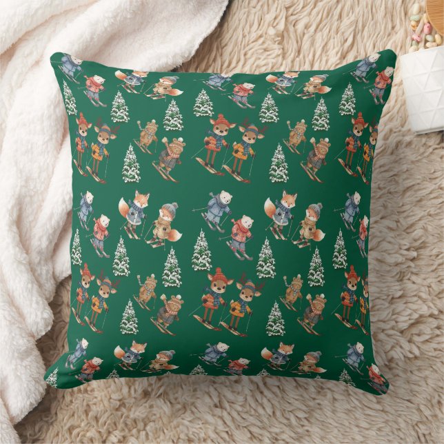 Coussin Cozy Animals Skiing Throw Pillow (Couverture)