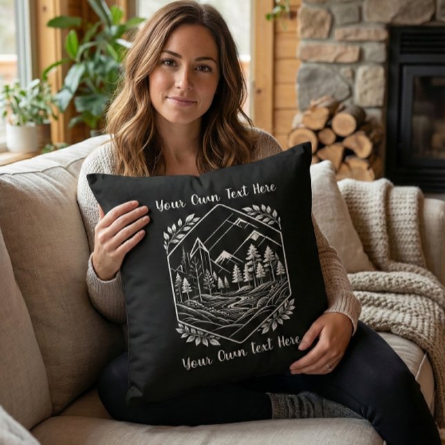 Coussin Cozy Cabin Decor River Mountain Your Text (Cozy Cabin Decor River Mountain Throw Pillow. Great home decor gift for nature lovers!)