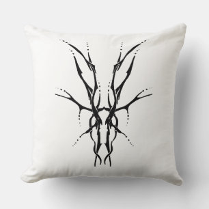 Coussin Crâne de cerf tribal noir dessin de chasse