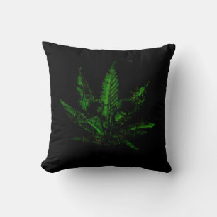 Coussin Crâne Effrayant et Plante en Pot