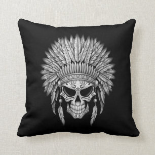 Coussin Crâne indigène foncé de sucre avec la coiffe