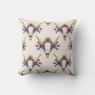 Coussin Crâne taureau de la tribu : Boho Seamless