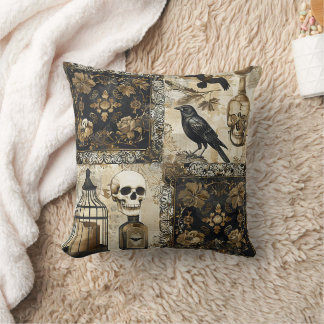 Coussin Crânes et oiseaux de Goth vintages
