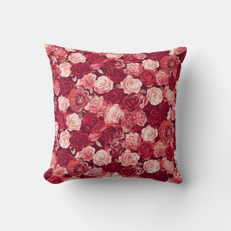 Coussin Crimson & Blush Seamless Rose Pattern