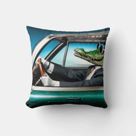 Coussin Crocodile Chauffeur (Recto)