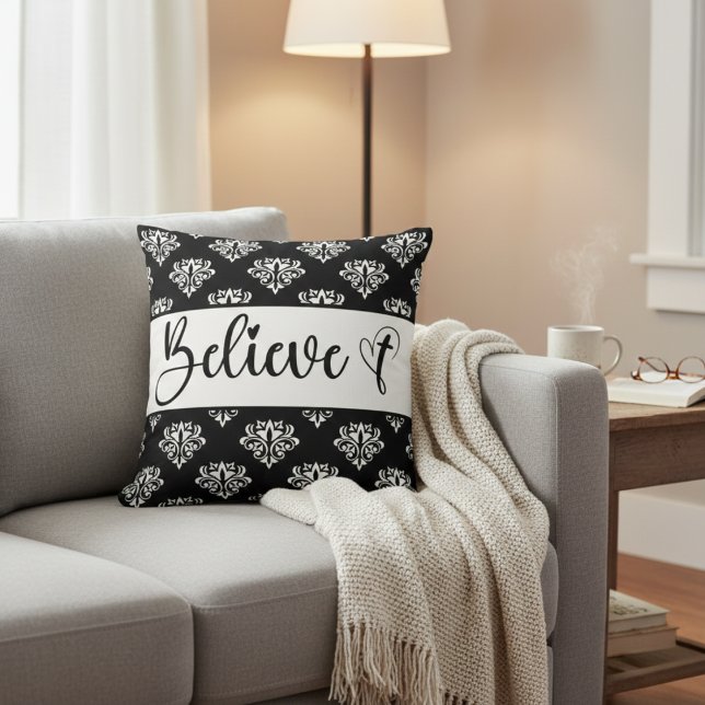 Coussin Croire moderne Script noir blanc Damask Christian (Believe Modern Script Black White Damask Christian Throw Pillow)