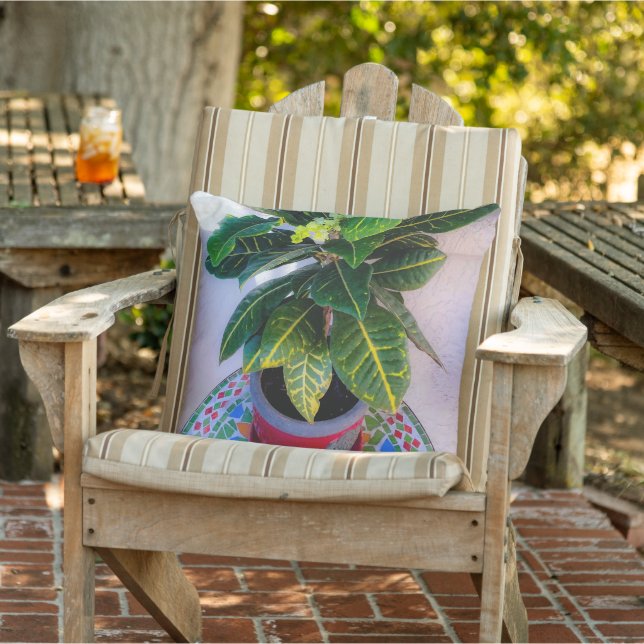 Coussin Croton en fleurs sur l'oreiller à lancer de table  (Chaise)