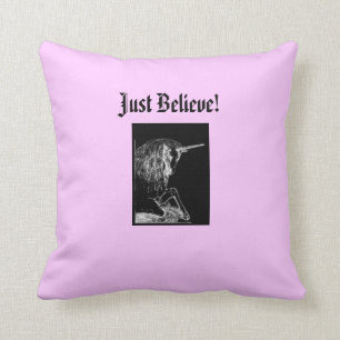 Coussin Croyez juste la licorne