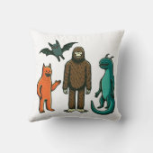 Coussin Cryptid Friends : Bigfoot, Chupacabra, etc. Coussi (Verso)