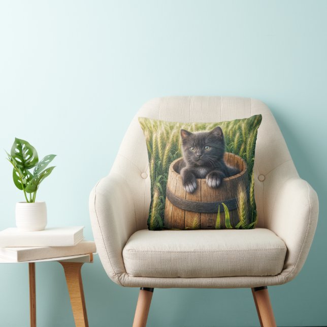 Coussin Cute Kitten dans un tonneau en bois (Chaise)