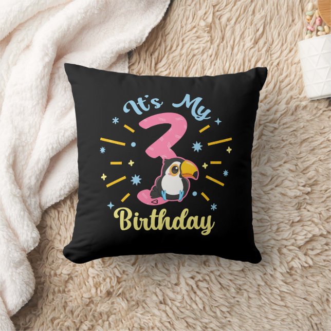 Coussin Cute Toucan 3e anniversaire 3 ans fille de naissan (Couverture)