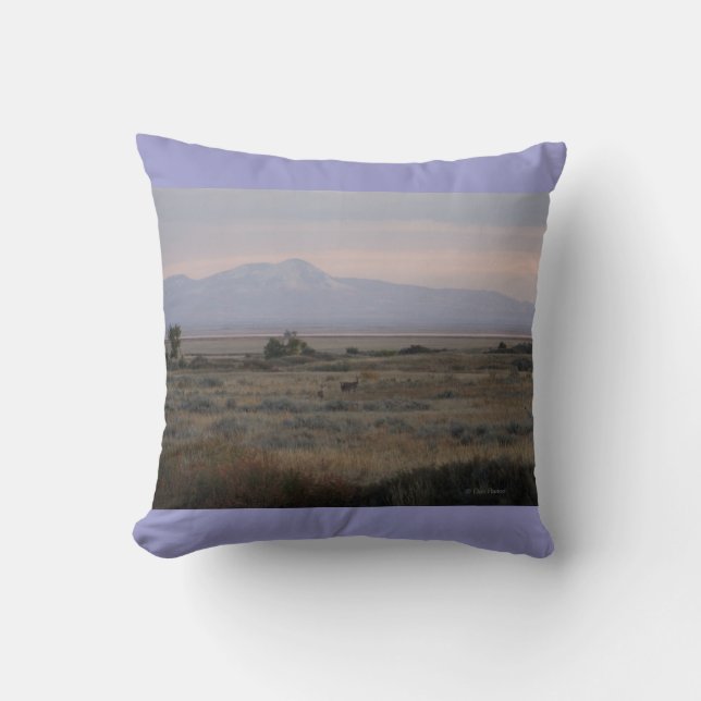 Coussin D10 Cerf à queue blanche Sweet Grass Hills (Recto)