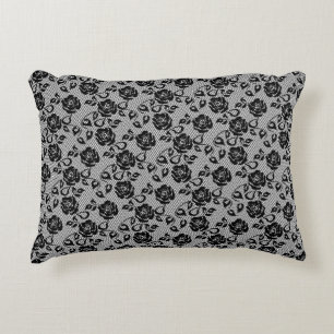 Coussin d'accents de pêche Faux Black Lace Rose