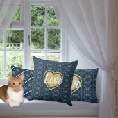 Coussin d'accentuation bleu par la poète Adiela Ak