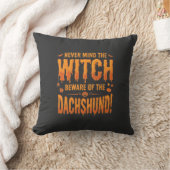 Coussin Dachshund Halloween Sorcière Avertissement Typogra (Couverture)