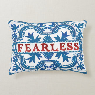 Coussin d'Affirmation Vintage sans peur