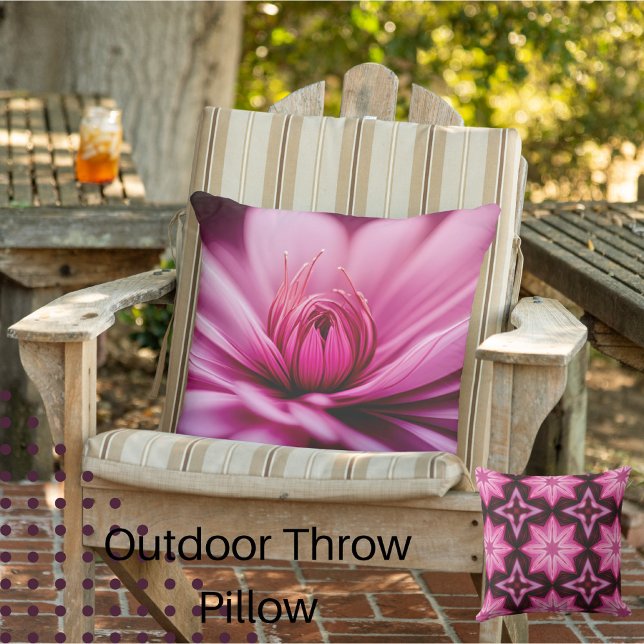 Coussin Dahlia Rose Clair, Floral, (Créateur téléchargé)