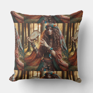 Coussin dame gitane