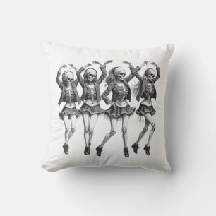 Coussin Danse des femmes mortes