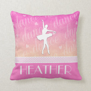 Coussin Danseur passionné de gradient rose avec des coeurs