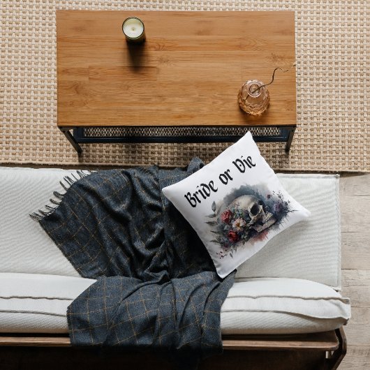 Coussin Dark Moody Gothic Bride ou Die Fête des mariées